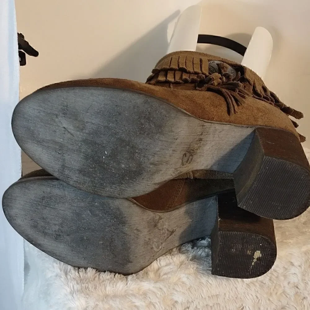 Sbicca Brown Suede Fringe Block Heel Booties